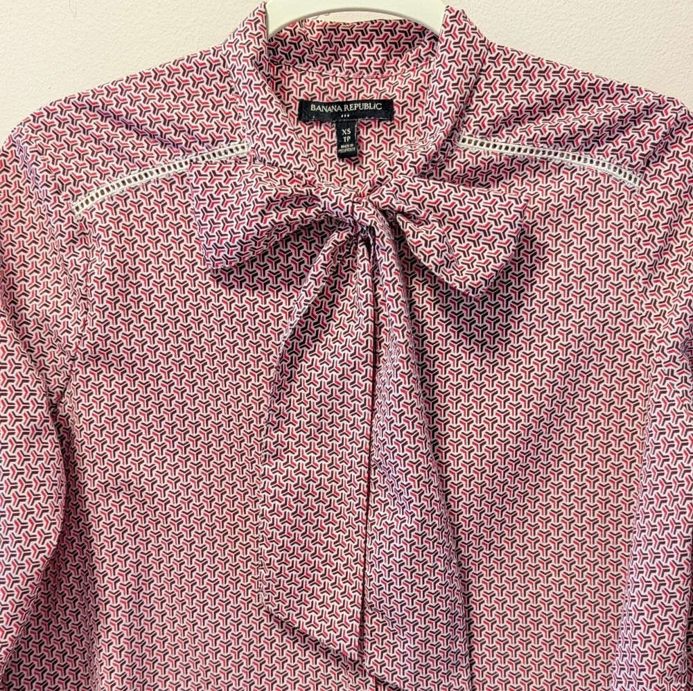 Bow Tie Shirt - Picture 2 of 4